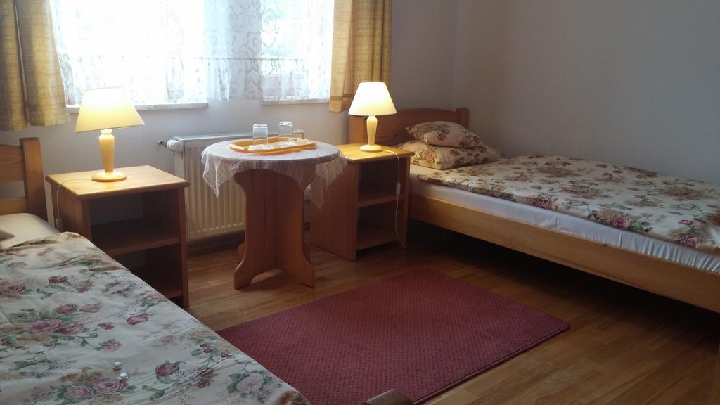 Gospodarstwo Agroturystyczne-Pensjonat Sad Podgórzyn Esterno foto